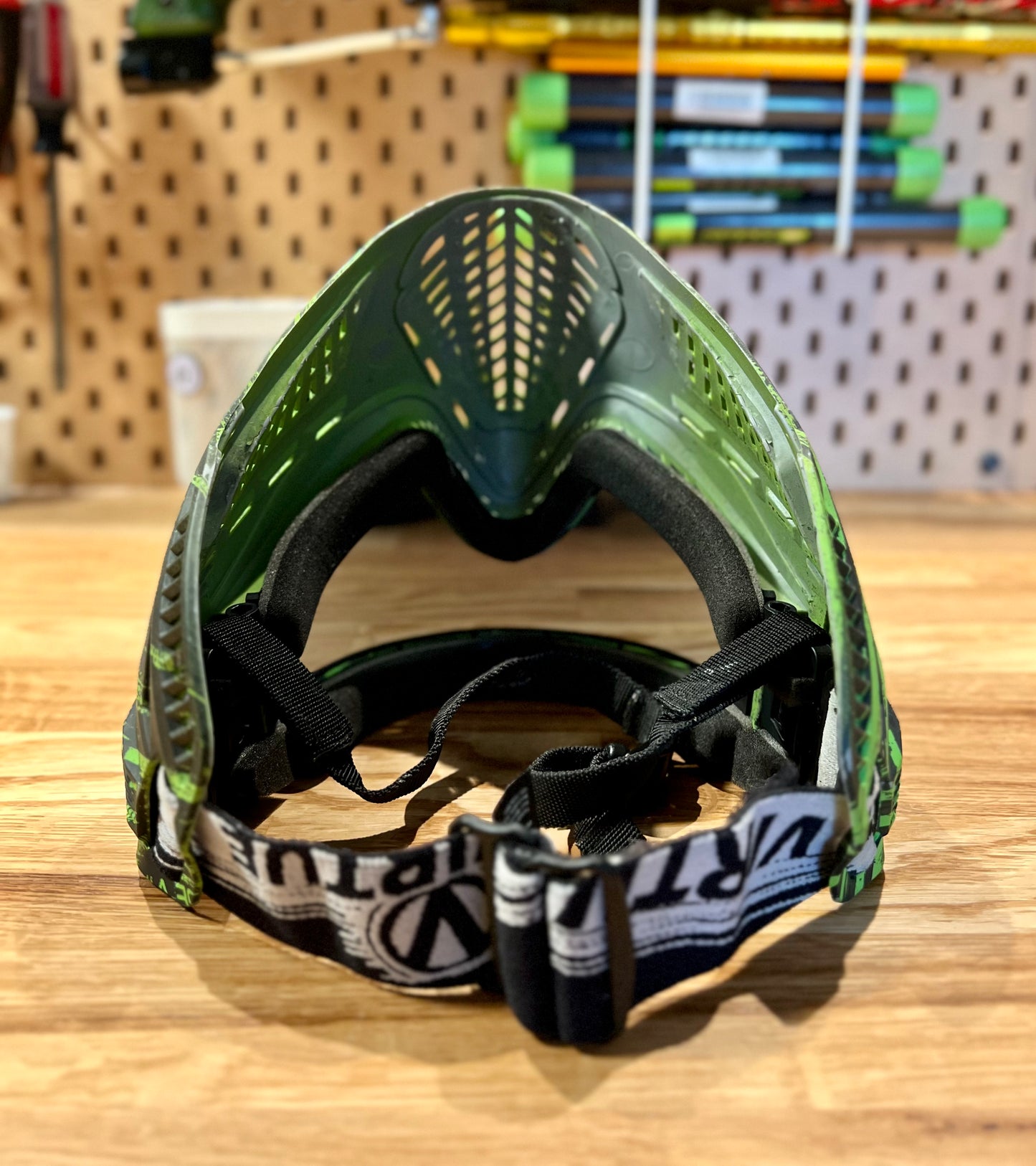 Pre-Owned Lime Green / Black Virtue Vio Ascend