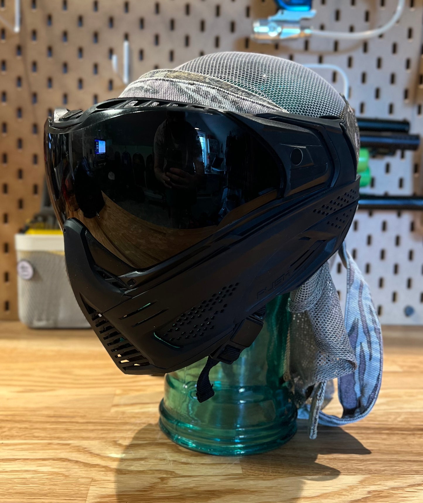 Pre-Owned Black Push Unite Goggles w/ Sandana Strap & Case
