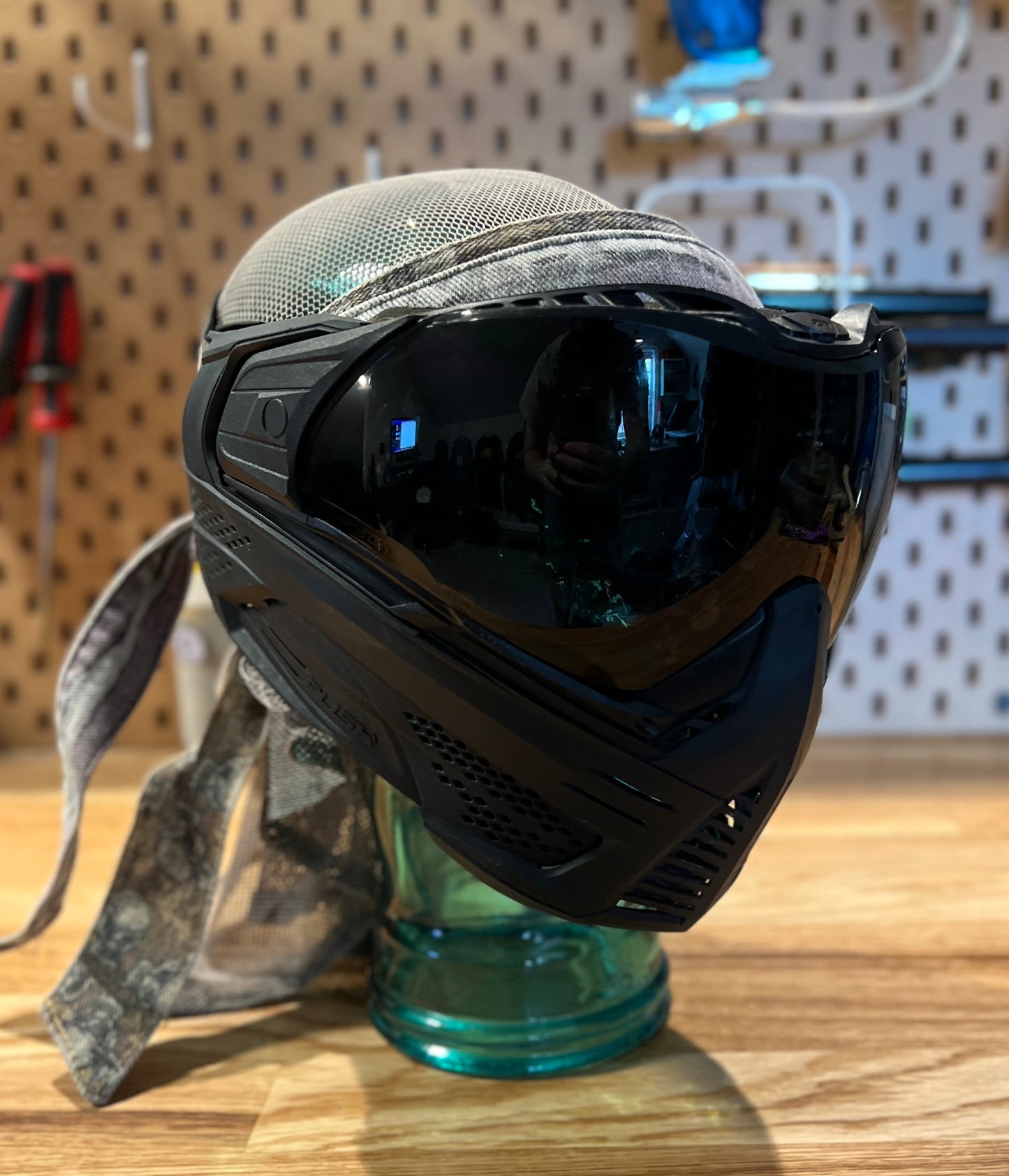 Pre-Owned Black Push Unite Goggles w/ Sandana Strap & Case