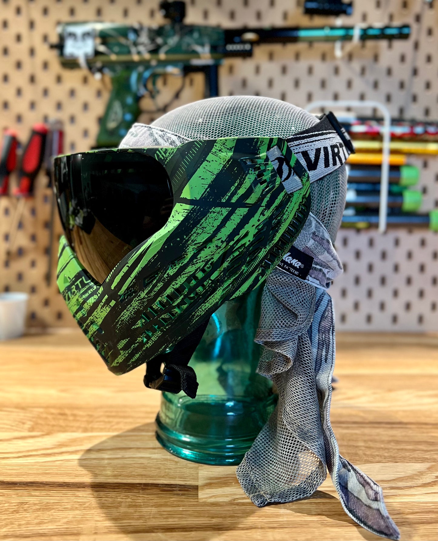 Pre-Owned Lime Green / Black Virtue Vio Ascend